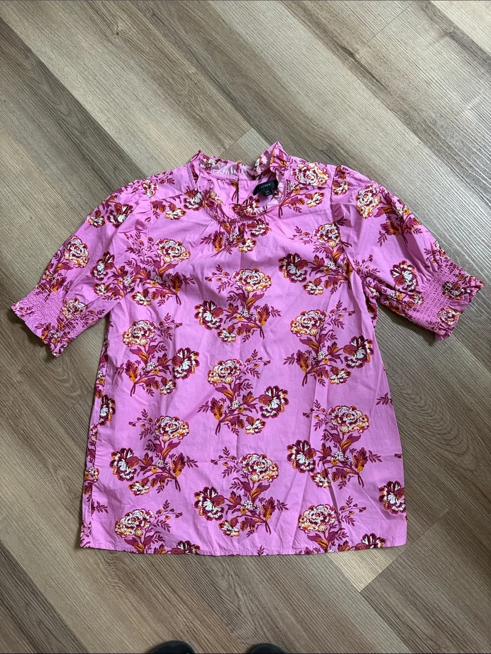 J. Crew Smocked Puff Sleeve Top Blouse in Pink Marigold Floral Print Size XS